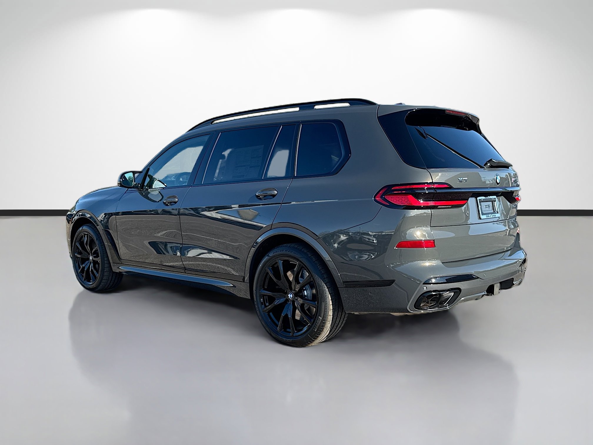 New 2026 BMW X7 M60i image 5