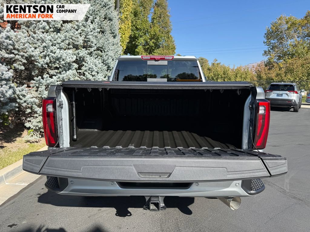 Used 2025 GMC Sierra 3500 Denali image 35