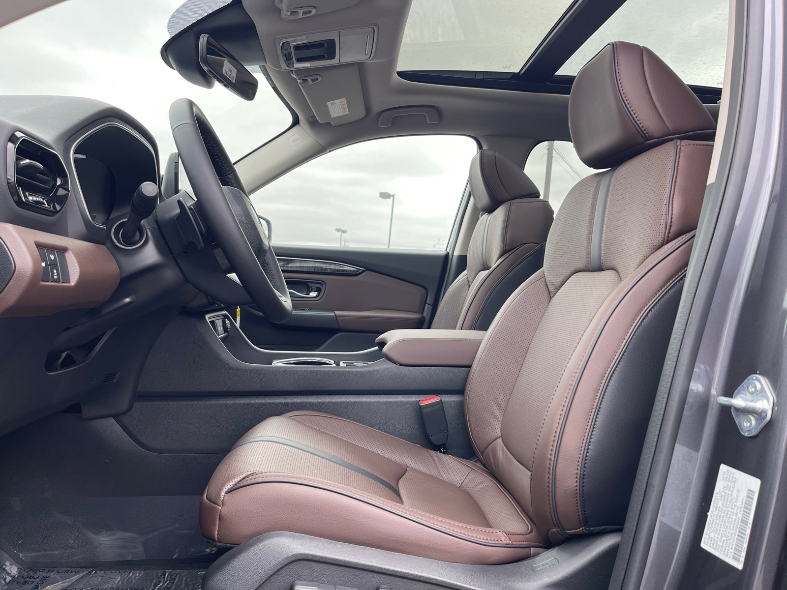 New 2025 Honda Pilot Elite image 12