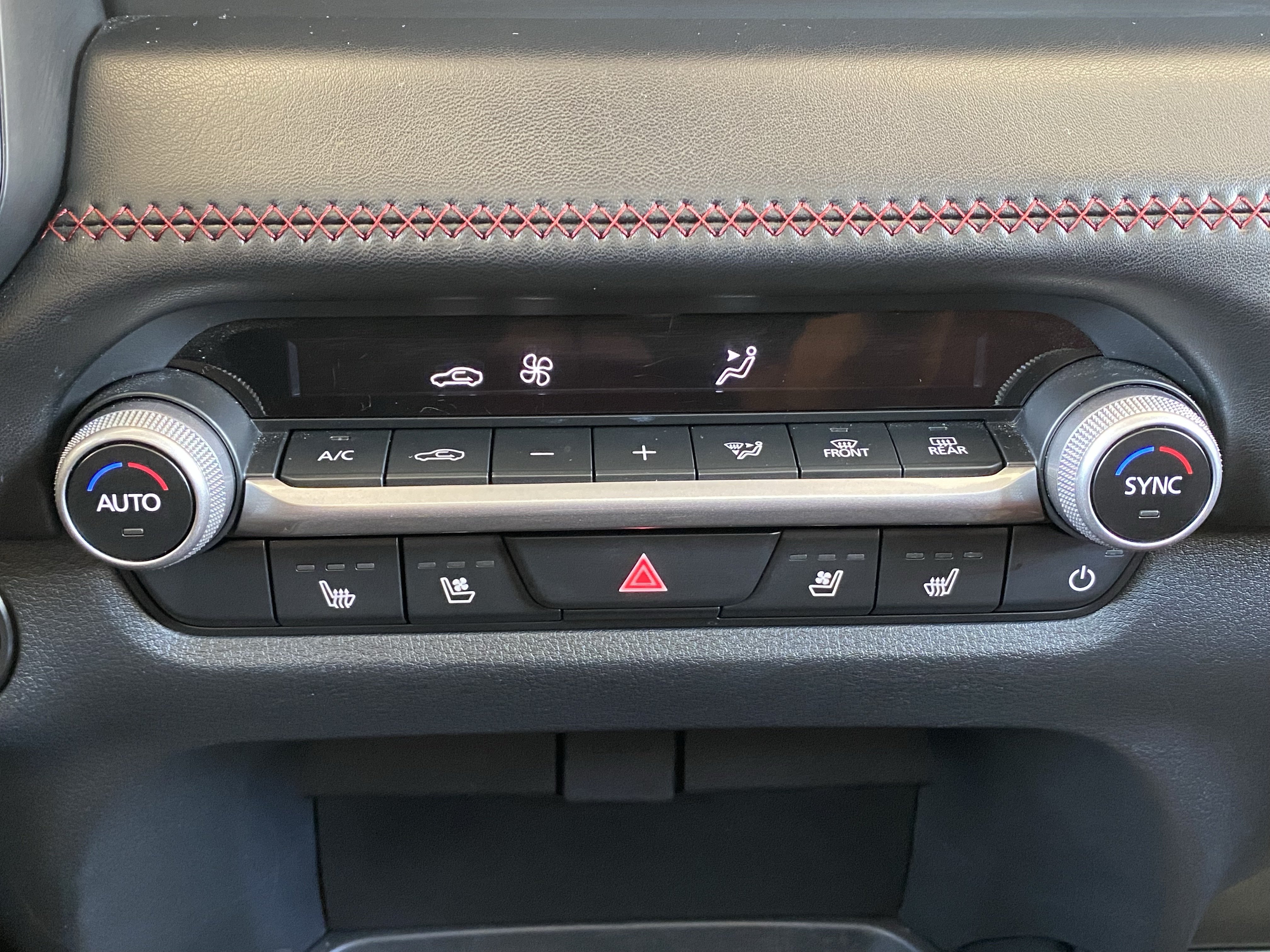 Certified 2026 MAZDA CX-50 AWD 2.5 Hybrid w/ Weather Package image 35