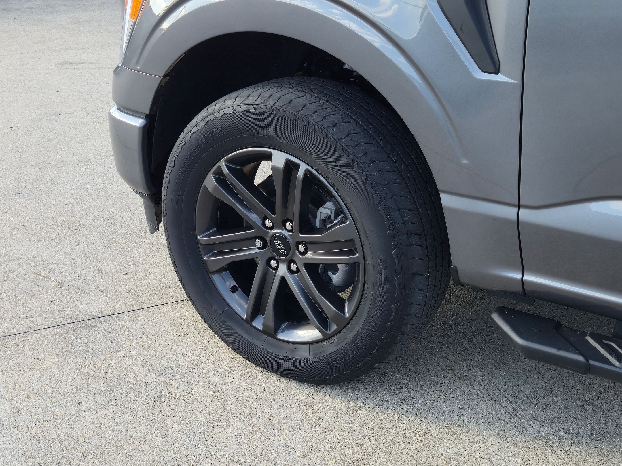 Used 2022 Ford F150 XLT w/ Equipment Group 302A High image 12