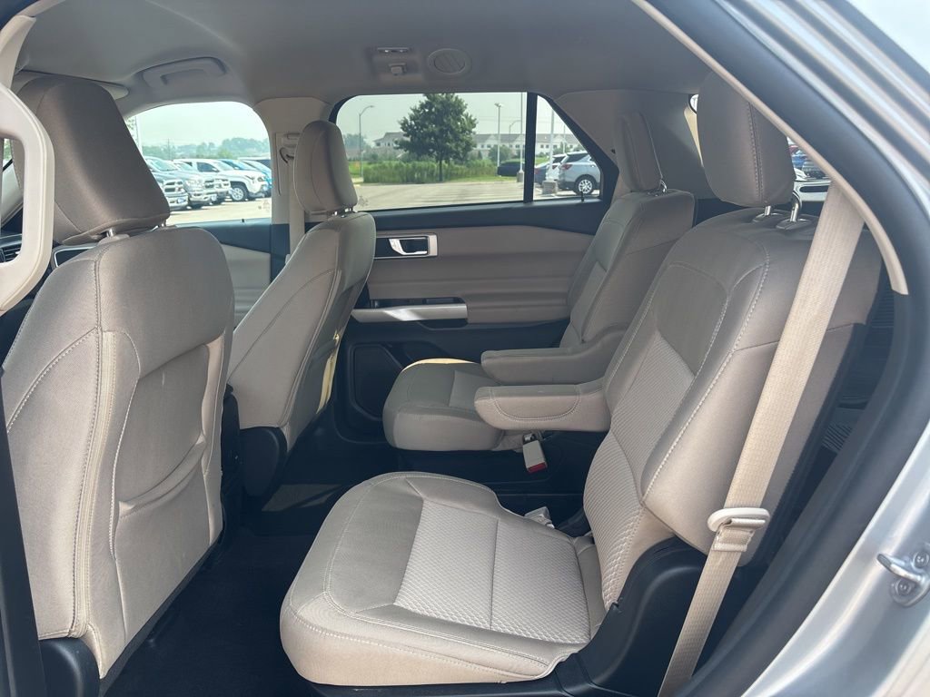 Used 2023 Ford Explorer XLT w/ Class IV Trailer Tow Package image 17