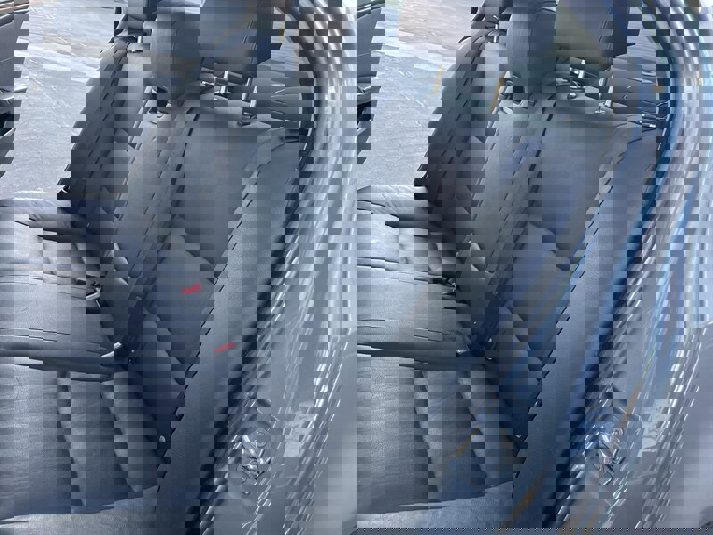 Used 2010 BMW 528i Sedan image 32