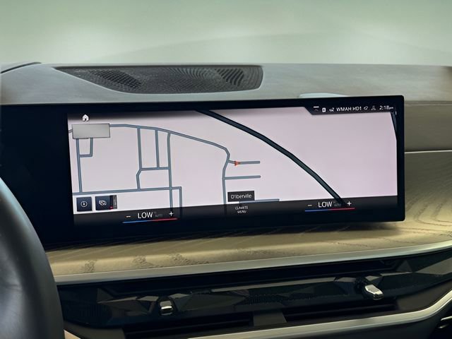 Certified 2023 BMW X7 xDrive40i w/ Premium Package image 27