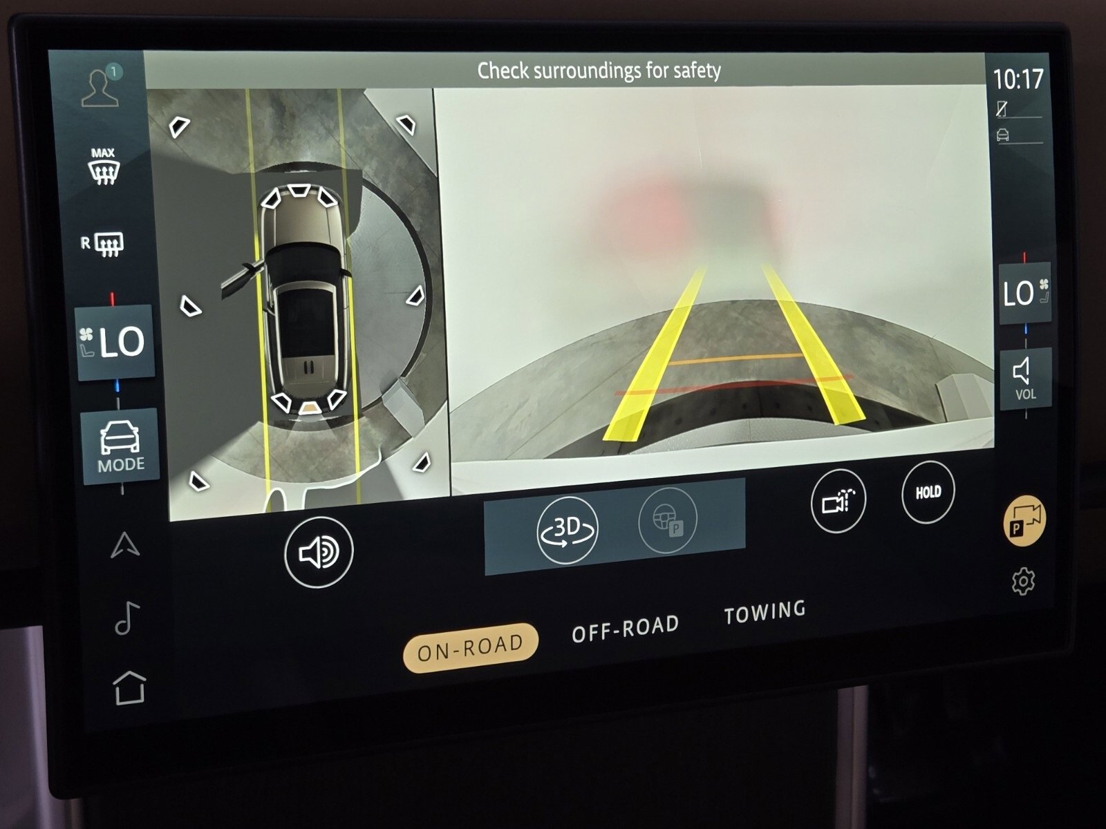 New 2025 Land Rover Range Rover SE image 27