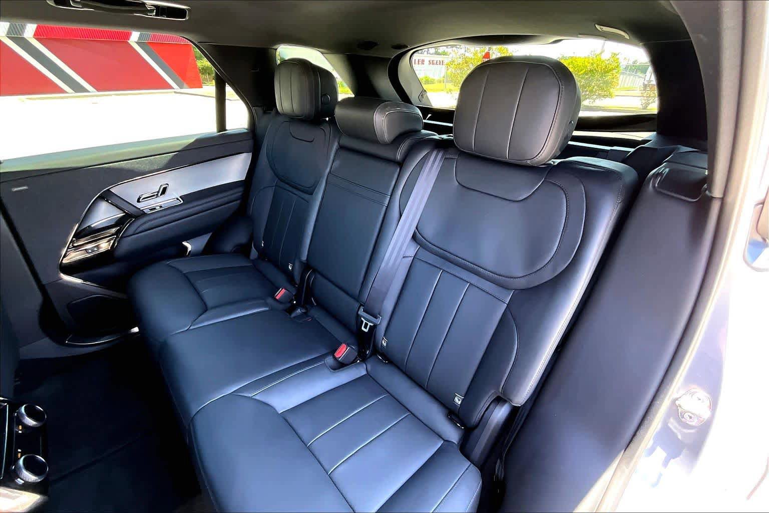 Used 2024 Land Rover Range Rover Sport Dynamic SE AWD/4WD image 21