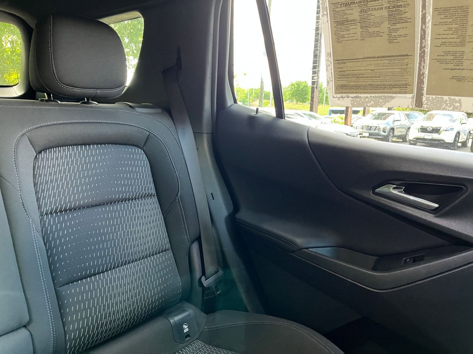 Used 2025 Chevrolet Equinox LT AWD/4WD image 42