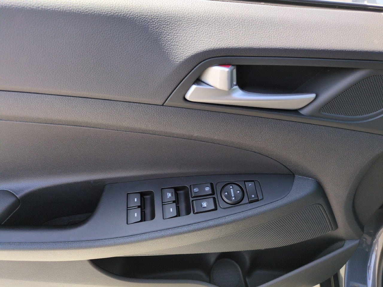 Used 2021 Hyundai Tucson SEL AWD/4WD image 15