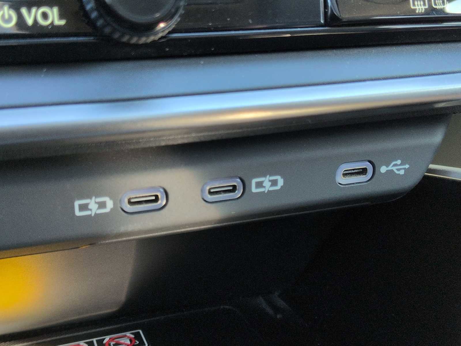 Used 2024 Lexus RZ 450e Premium image 32