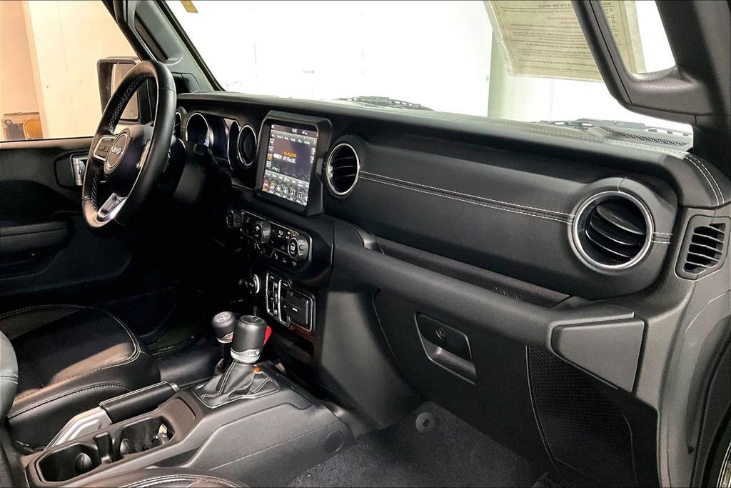 Used 2021 Jeep Wrangler Unlimited Sahara w/ Safety Group image 19