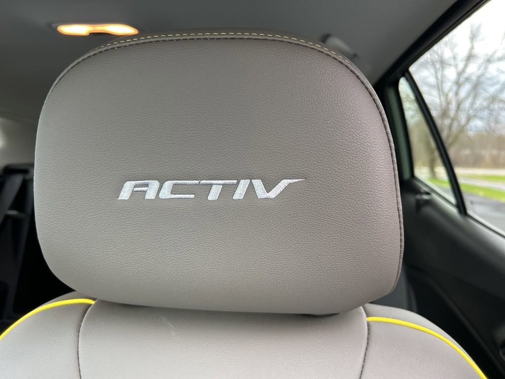 Used 2025 Chevrolet Trax ACTIV w/ Driver Confidence Package image 6