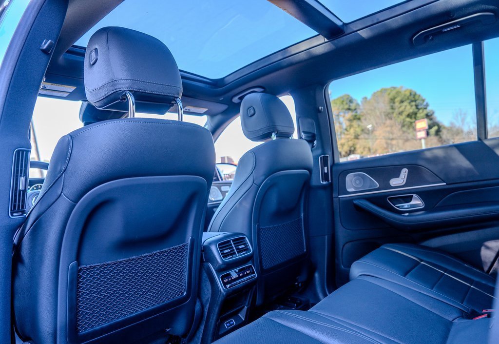 Used 2025 Mercedes-Benz GLS 450 4MATIC w/ AMG Line Exterior image 21