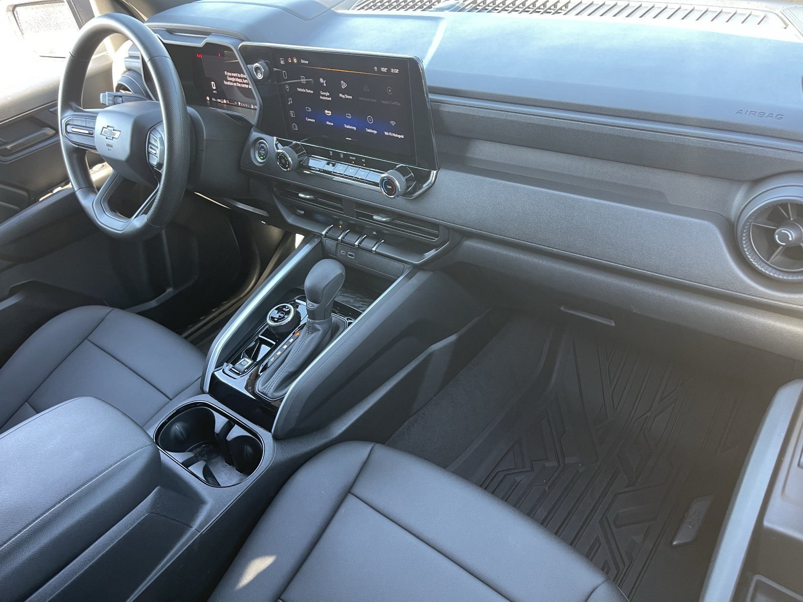 Used 2024 Chevrolet Colorado Trail Boss AWD/4WD image 13