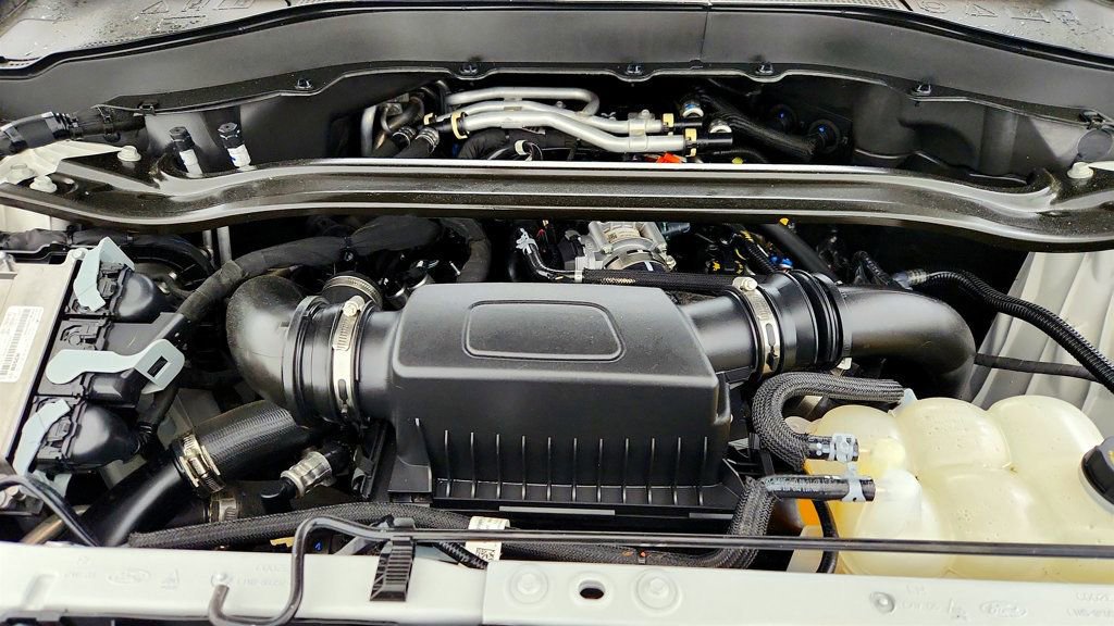 Used 2023 Ford Explorer King Ranch w/ Technology Package AWD/4WD image 29