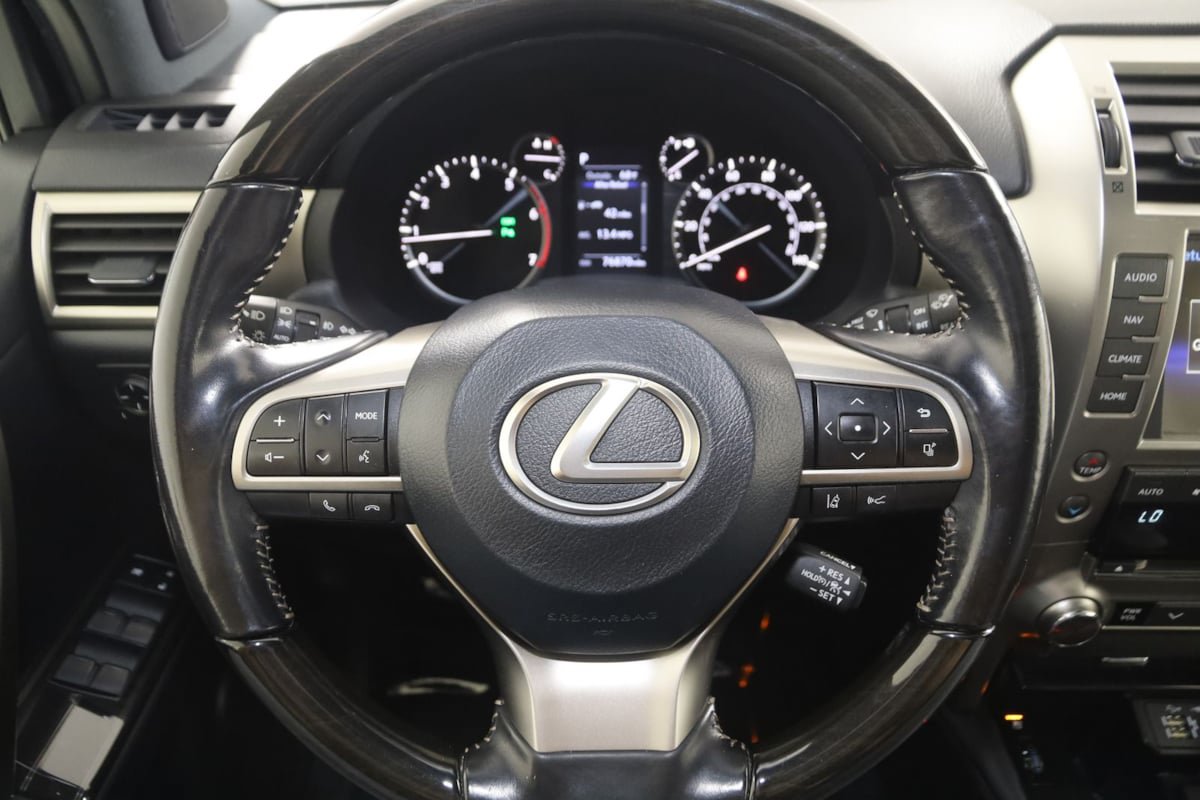 Used 2020 Lexus GX 460 Premium AWD/4WD image 40