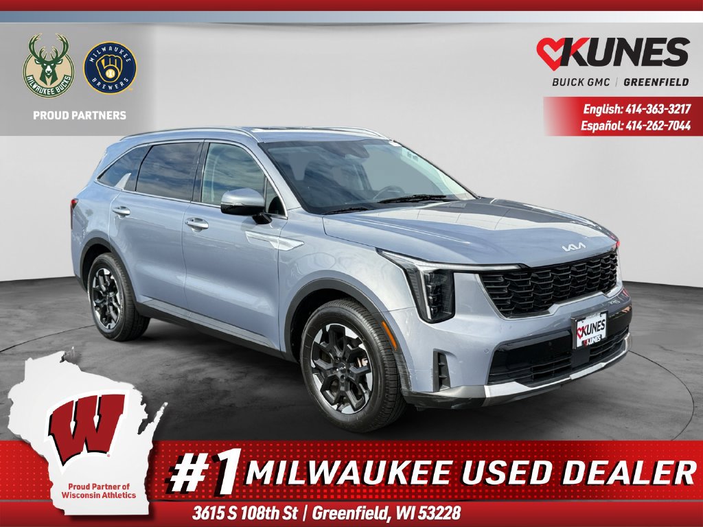 Used 2024 Kia Sorento S FWD image 1