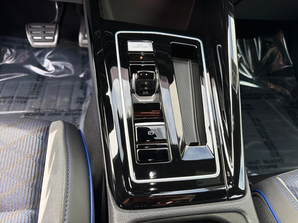 Certified 2025 Volkswagen Golf R Black Edition w/ Euro Stye Package image 27