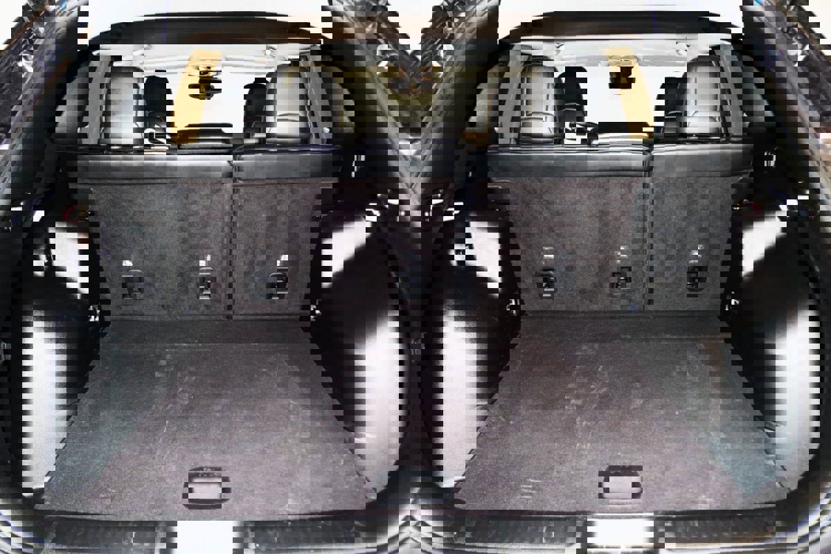 Used 2022 Jeep Cherokee Trailhawk w/ Trailer Tow Group image 68