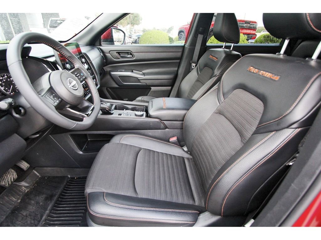 Used 2024 Nissan Pathfinder Rock Creek image 6
