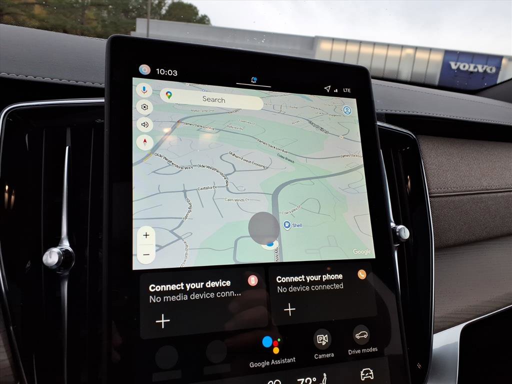 New 2026 Volvo XC90 T8 Plus w/ Protection Package Premier image 17