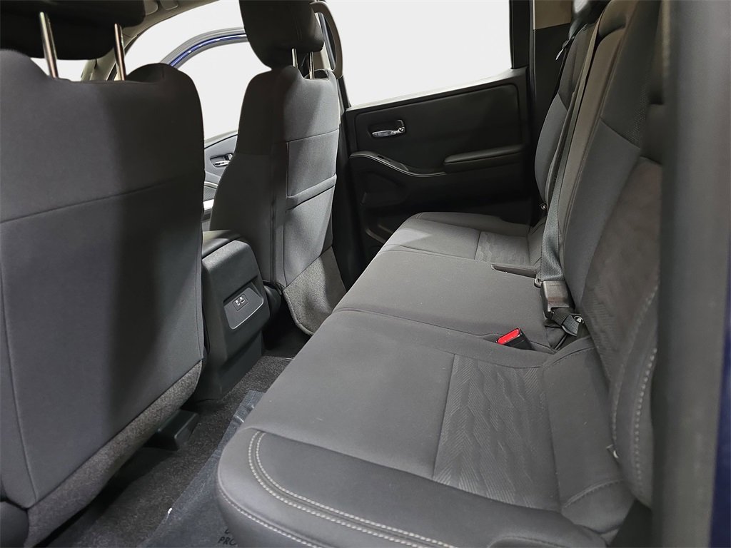 Used 2023 Nissan Frontier SV w/ Technology Package image 16