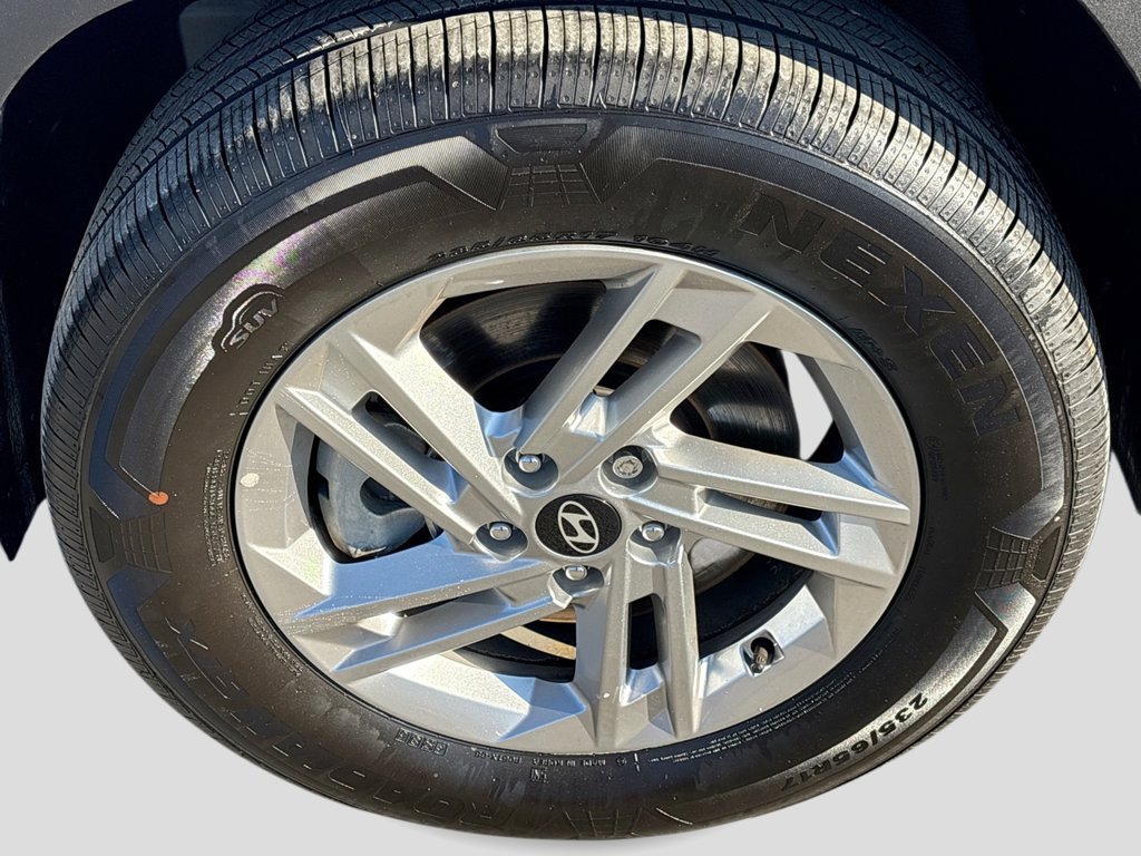 Certified 2025 Hyundai Tucson SE AWD/4WD image 11
