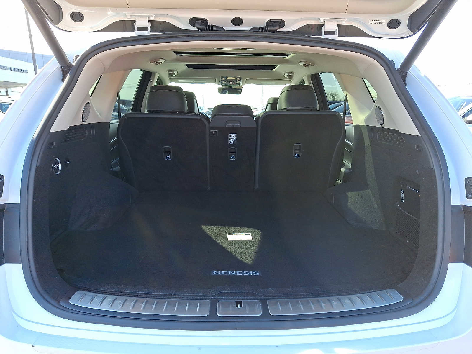 Used 2023 Genesis GV80 3.5T w/ Advanced Package image 27