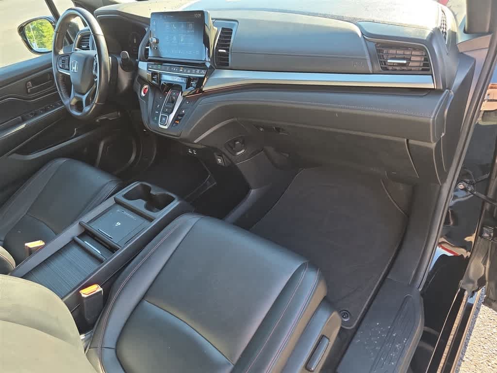 Certified 2025 Honda Odyssey Sport-L image 11