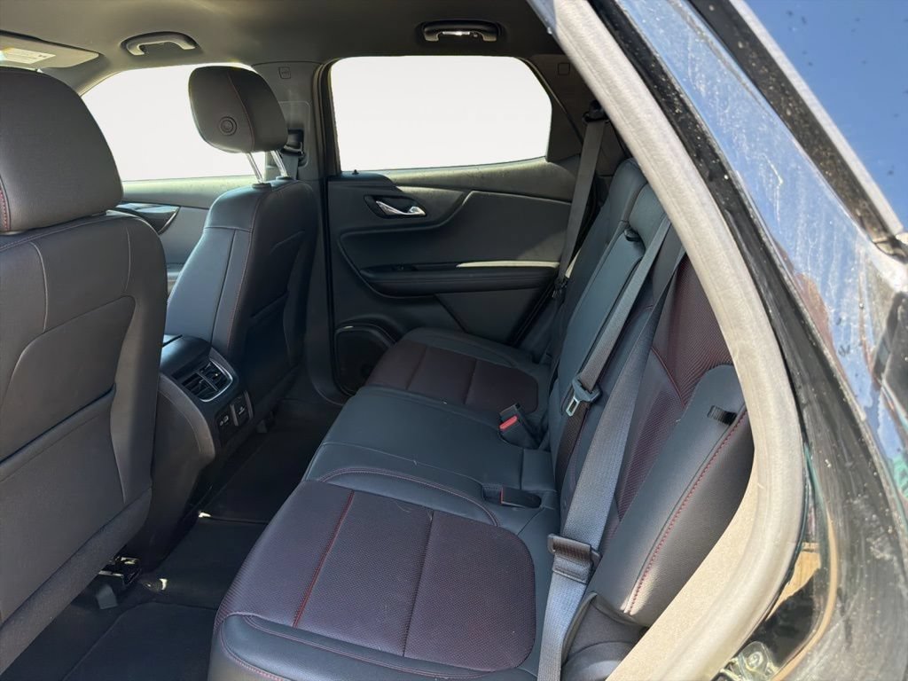 Used 2025 Chevrolet Blazer RS AWD/4WD image 17