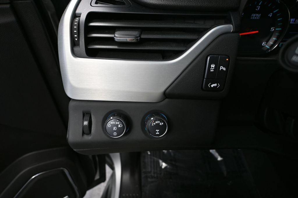 Used 2020 GMC Yukon SLE w/ SLE Value Package AWD/4WD image 33