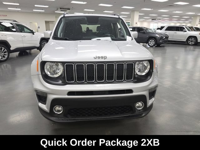 Used 2019 Jeep Renegade Latitude w/ Cold Weather Group AWD/4WD image 2