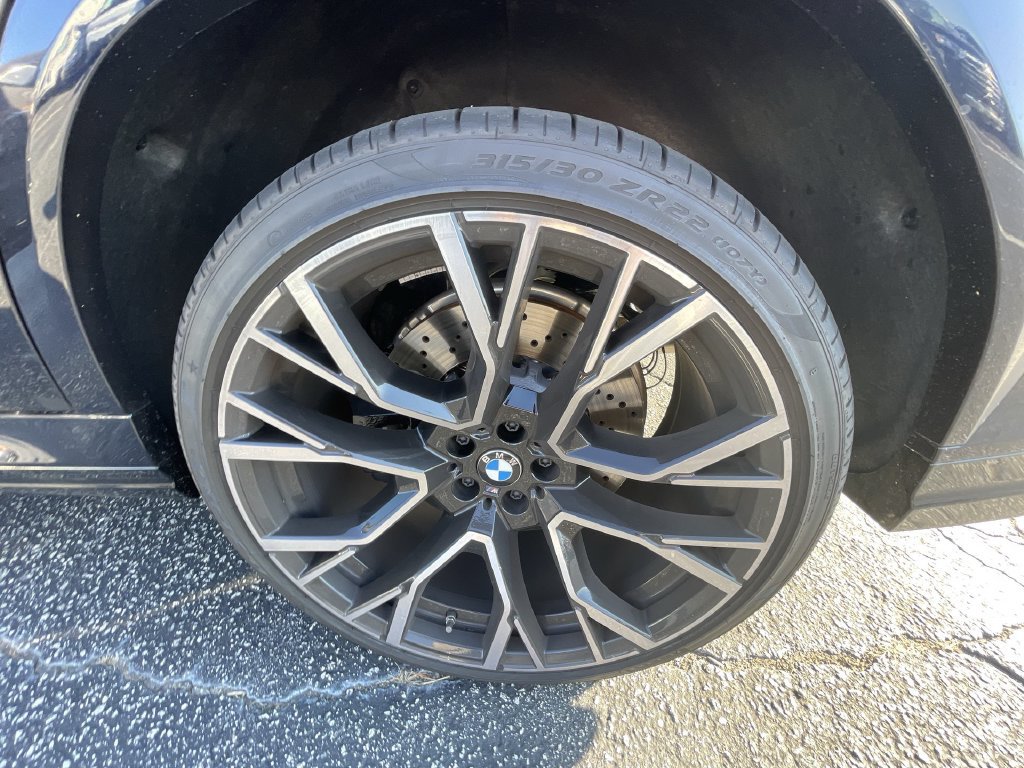 Used 2027 BMW X6 M Competition w/ Executive Package AWD/4WD image 34