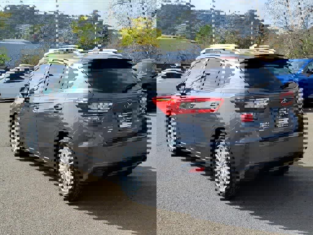 Used 2018 Subaru Impreza 2.0i Premium w/ Eyesight & BSD & Rcta image 6