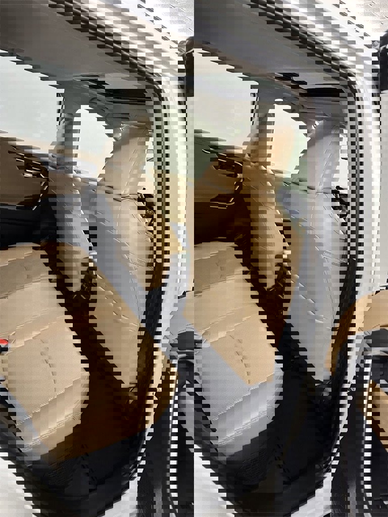 Used 2019 Toyota RAV4 Limited image 35