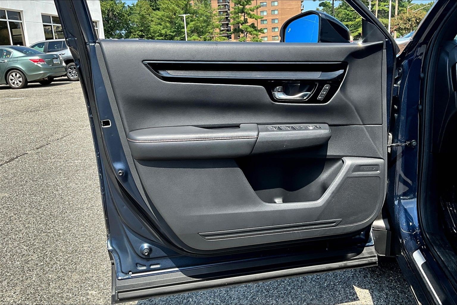 Used 2023 Honda CR-V Sport Touring image 18