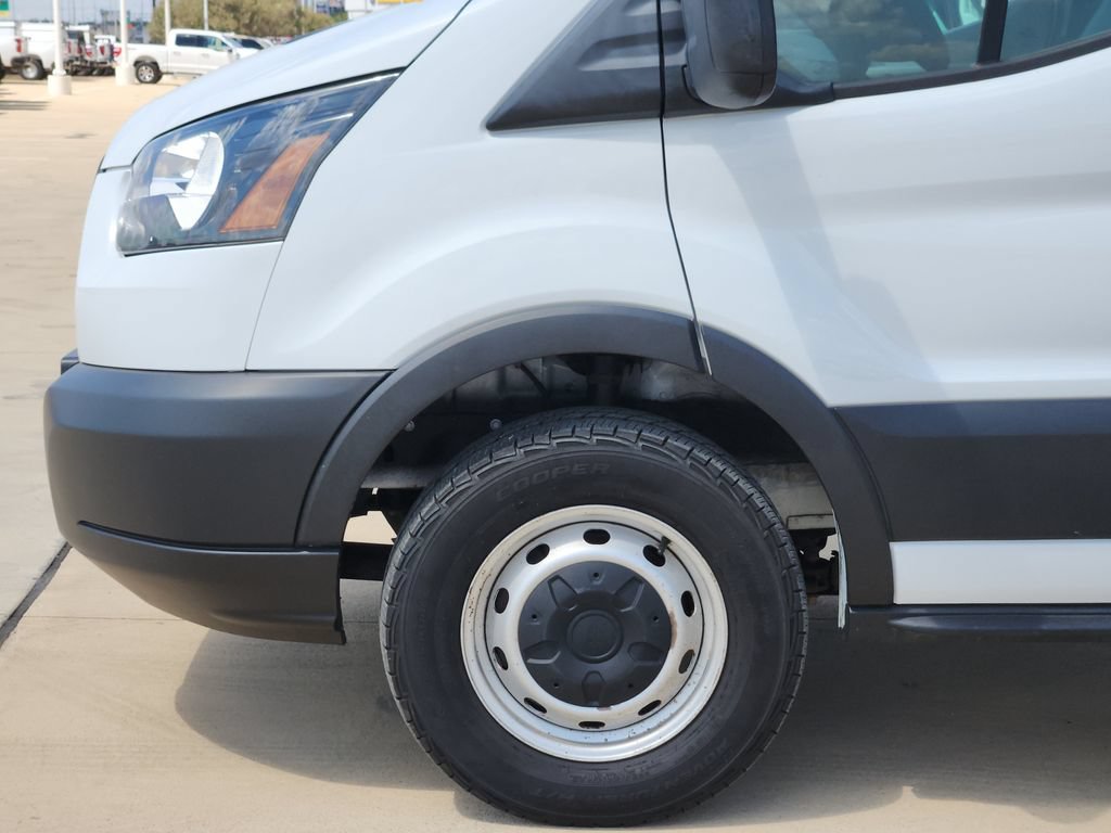 Used 2019 Ford Transit 250 138 RWD image 8