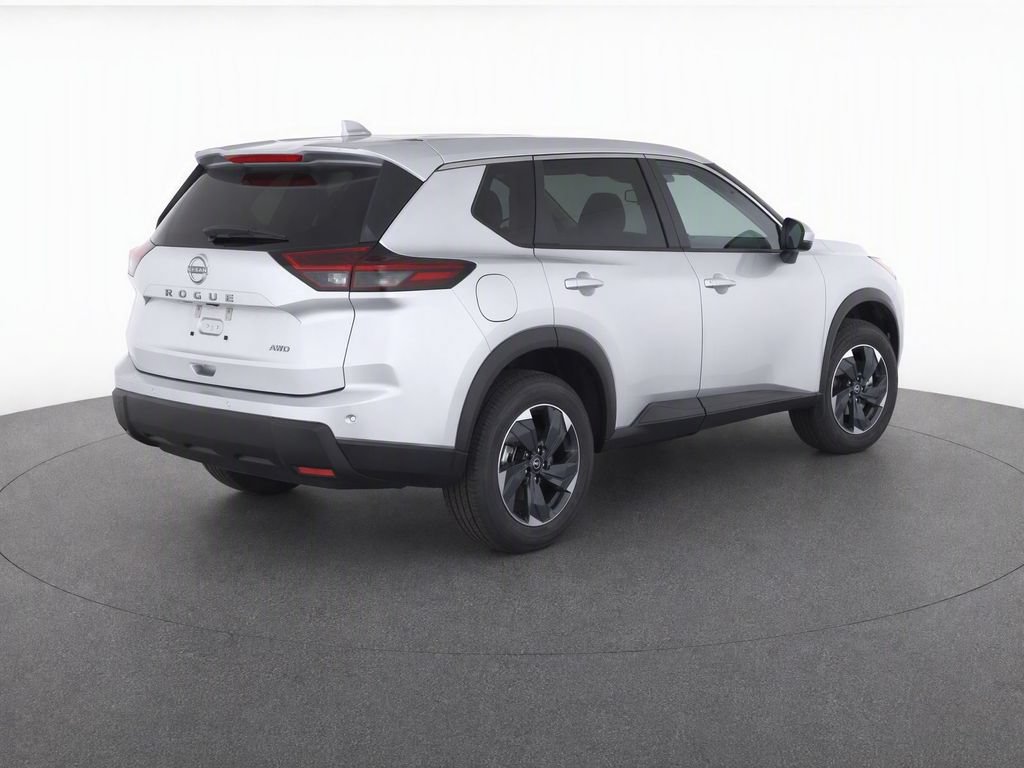 Used 2025 Nissan Rogue SV AWD/4WD image 3