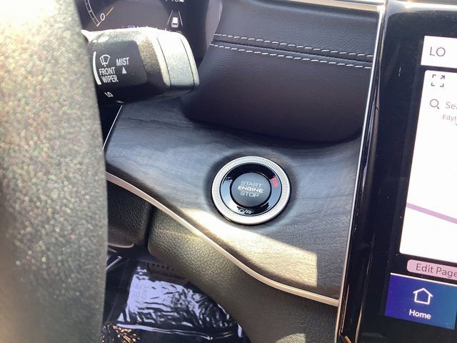 New 2025 Jeep Grand Cherokee Limited w/ Trailer Tow Package image 16