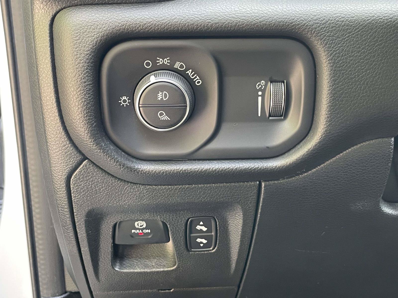 Used 2023 RAM 1500 Big Horn AWD/4WD image 20