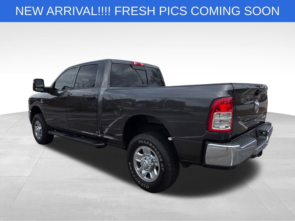 Used 2024 RAM 2500 Tradesman w/ Chrome Appearance Group image 5