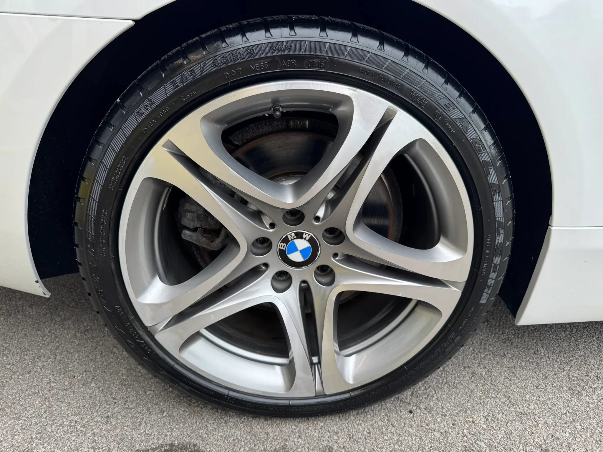 Used 2013 BMW 650i xDrive Convertible AWD/4WD image 23