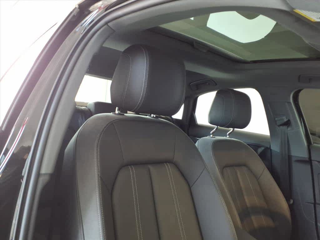 Used 2023 Audi A3 2.0T Premium w/ Convenience Package image 22