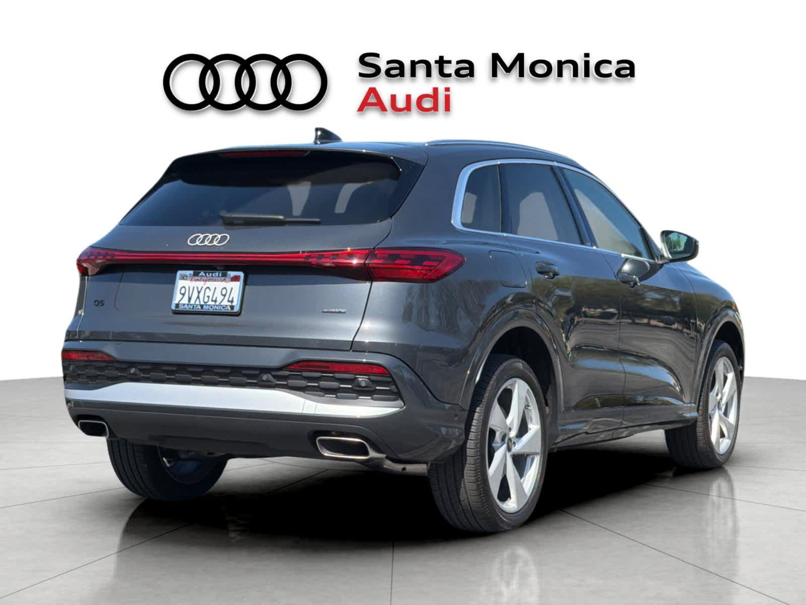 Used 2025 Audi Q5 Premium w/ Premium Plus AWD/4WD image 2