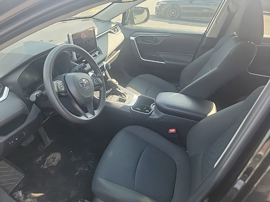 Used 2024 Toyota RAV4 LE image 3