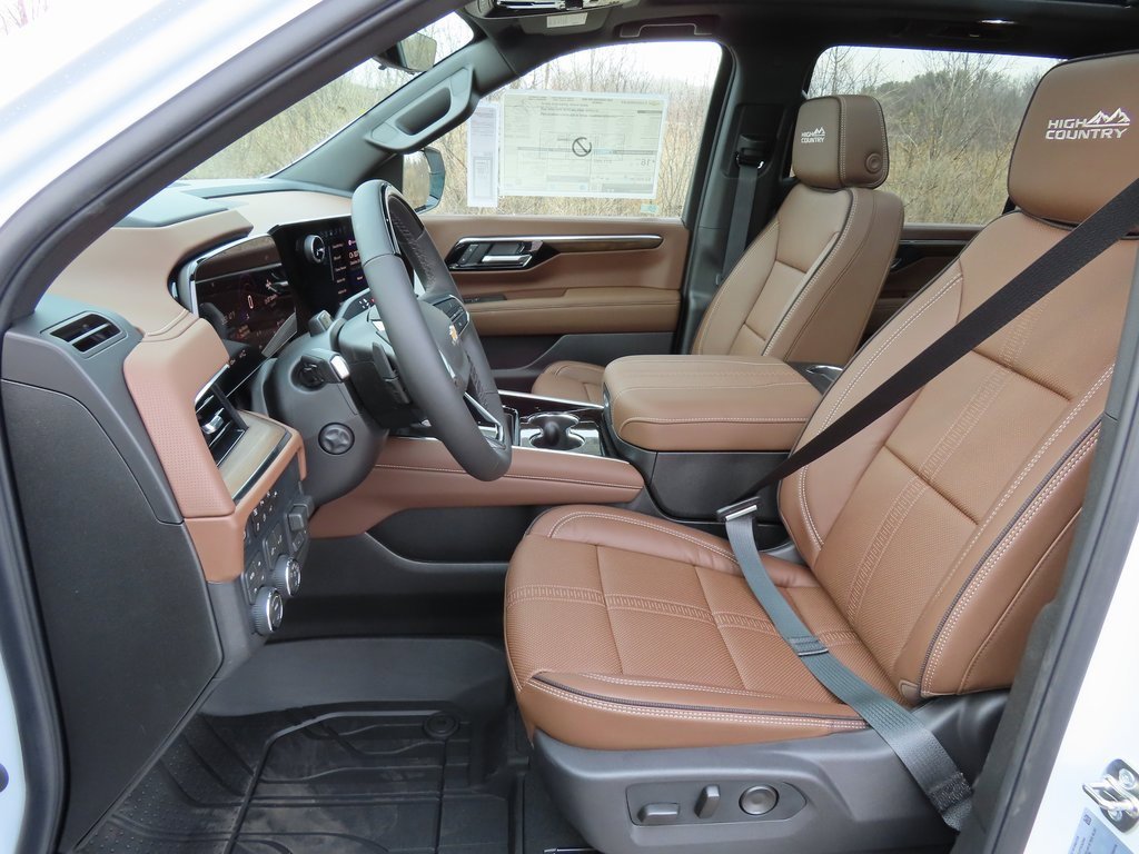 New 2026 Chevrolet Suburban High Country image 20