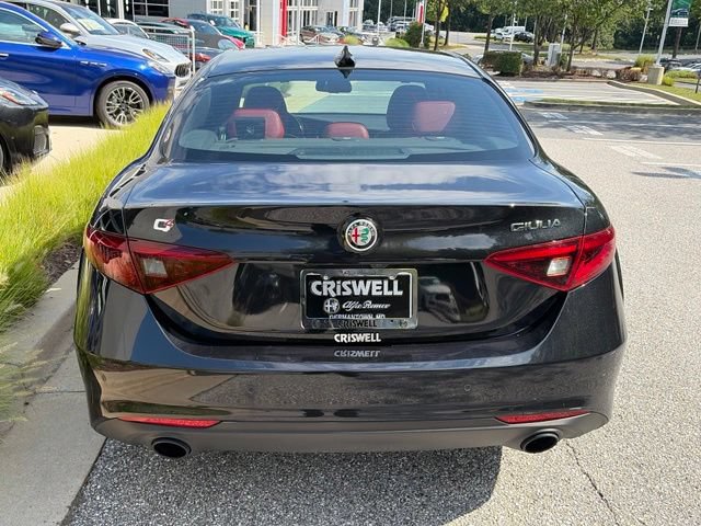 Used 2023 Alfa Romeo Giulia Sprint AWD/4WD image 5