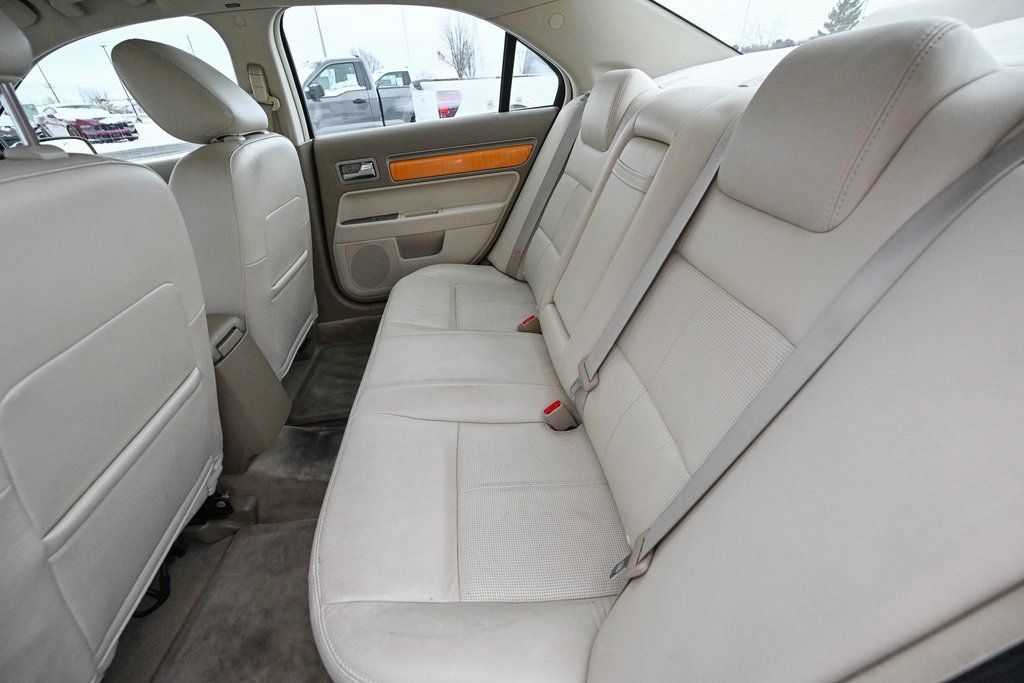 Used 2009 Lincoln MKZ image 21