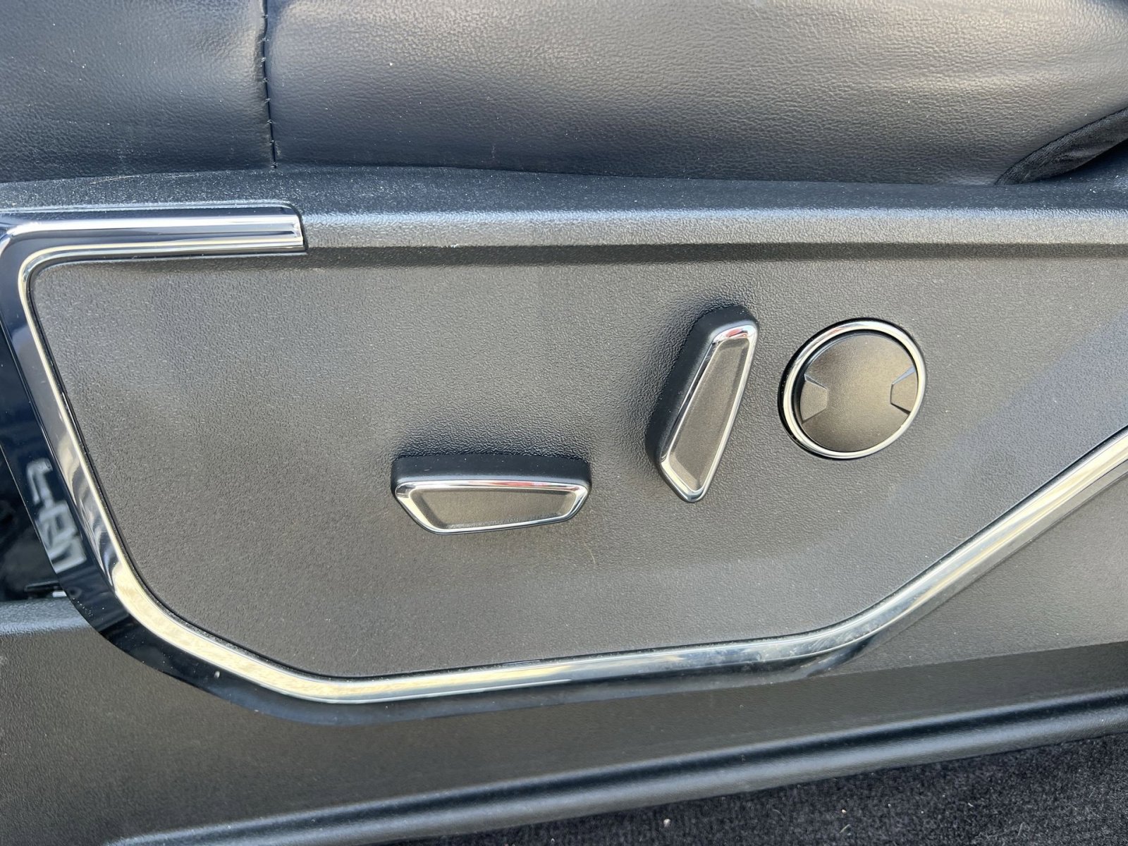 Used 2022 Ford F150 Platinum w/ Equipment Group 701A High image 14