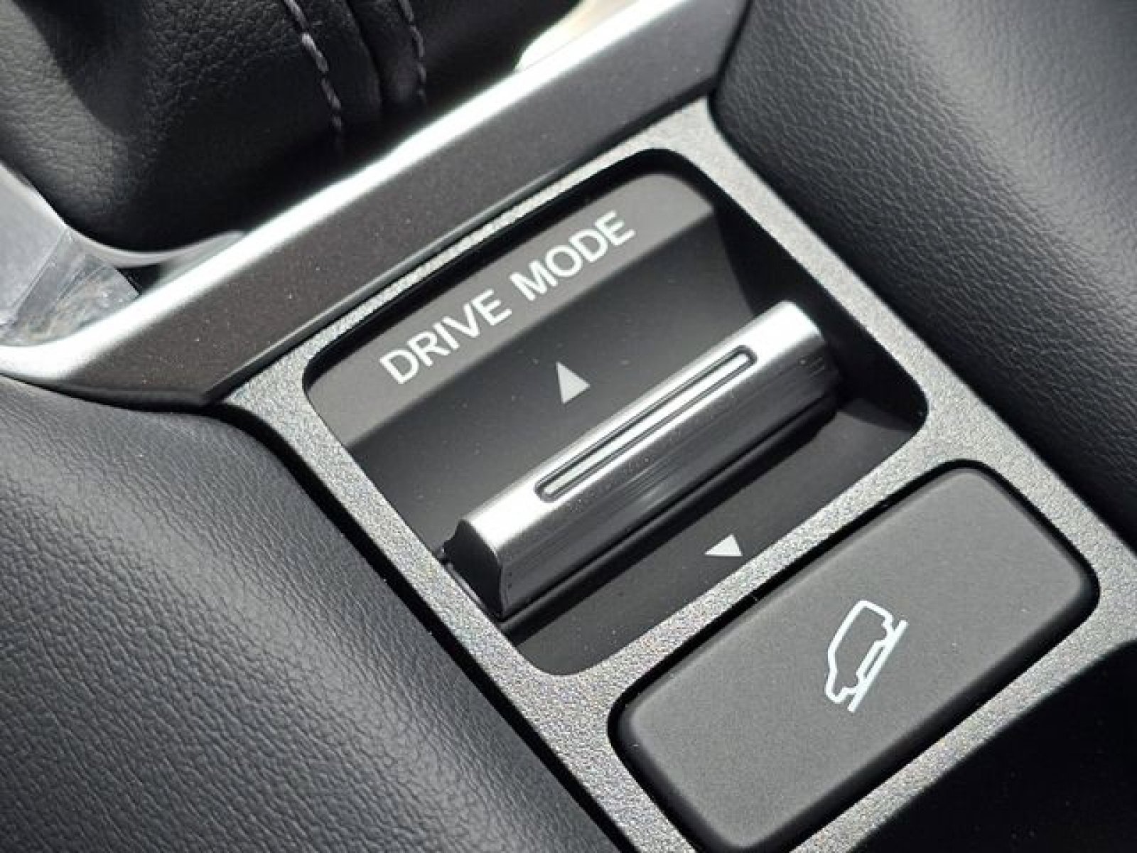 New 2026 Honda HR-V EX-L image 21