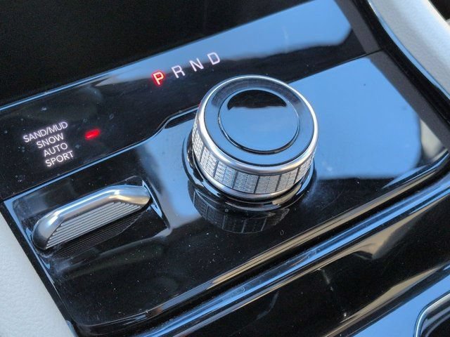 Used 2023 Jeep Grand Cherokee Limited AWD/4WD image 16